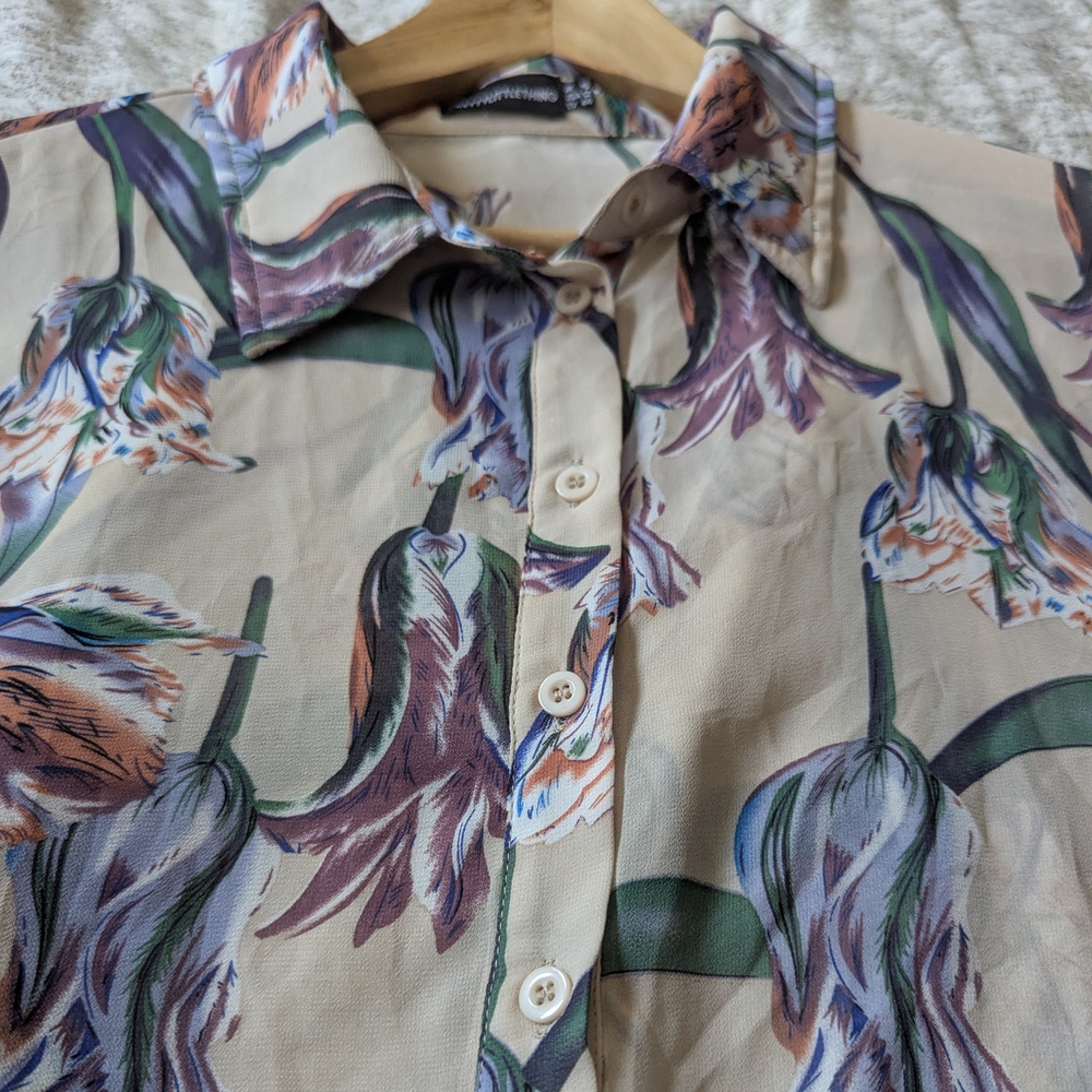 ๐ท Preloved PrettyLittle Things Plus Floral Tulip Oversized Blouse - Size 12 - Picture 10 of 16